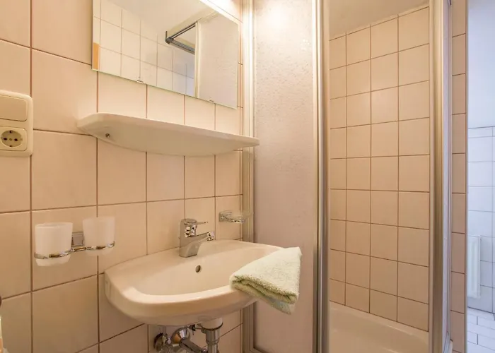 Anneliese By Interhome *